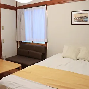 Navi Azabujuban アパート